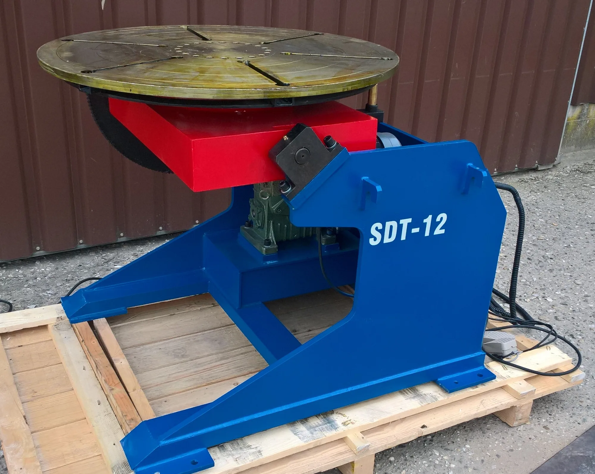 Schweißdrehtisch SDT-12 mit 1.100 mm Planscheibe